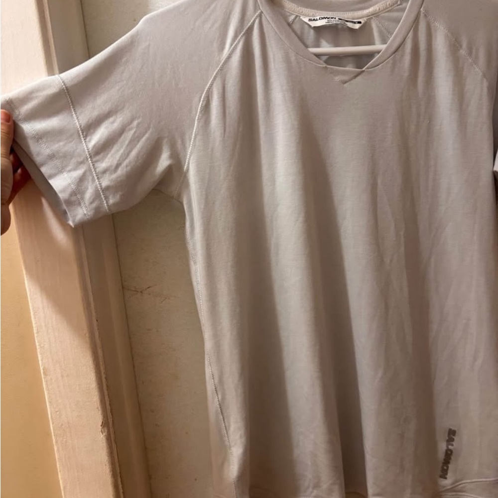 Salomon Light Gray Short Sleeve Tee